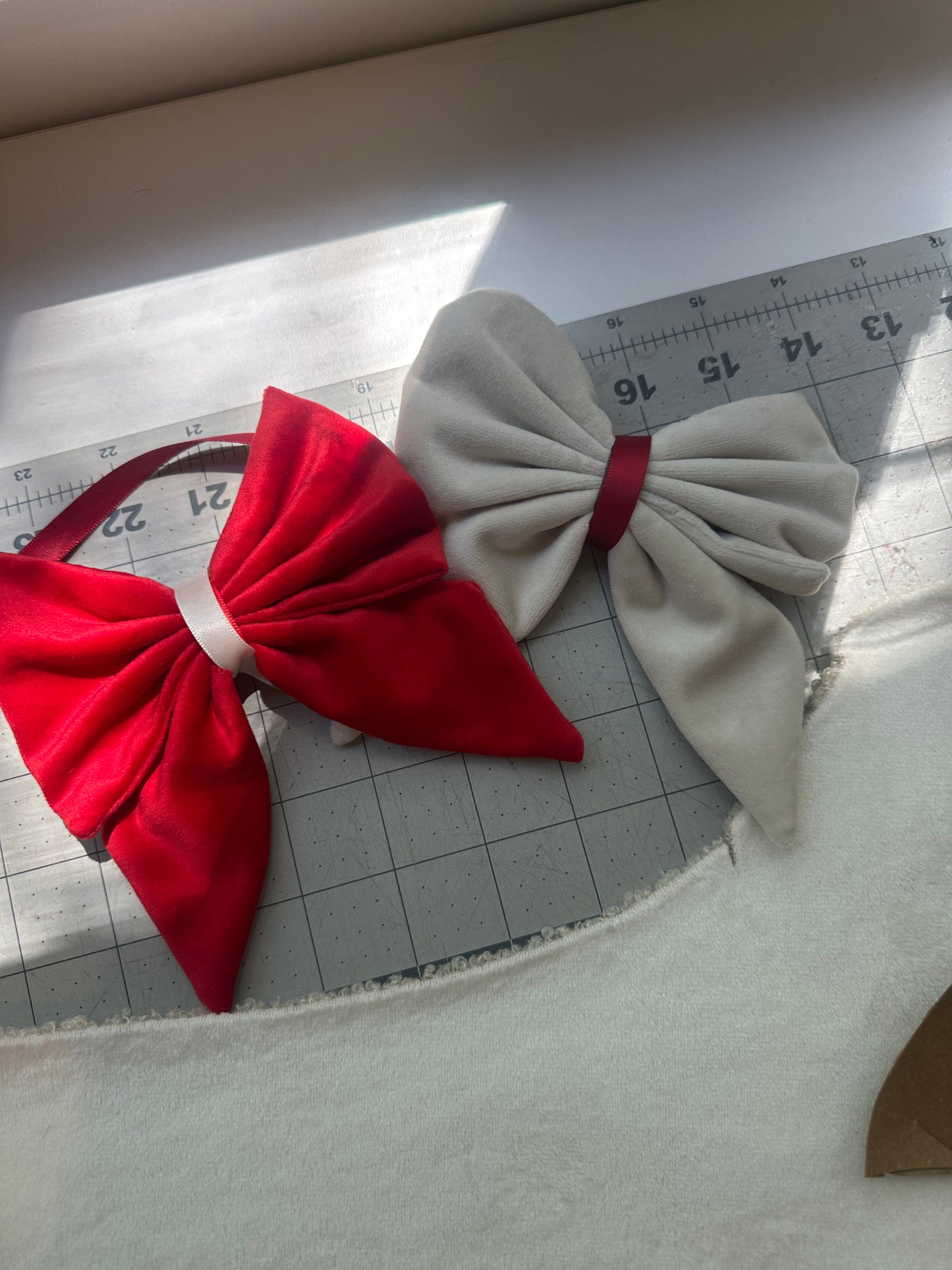Custom 7 Puppy Christmas Bows & 7 Santa Hats